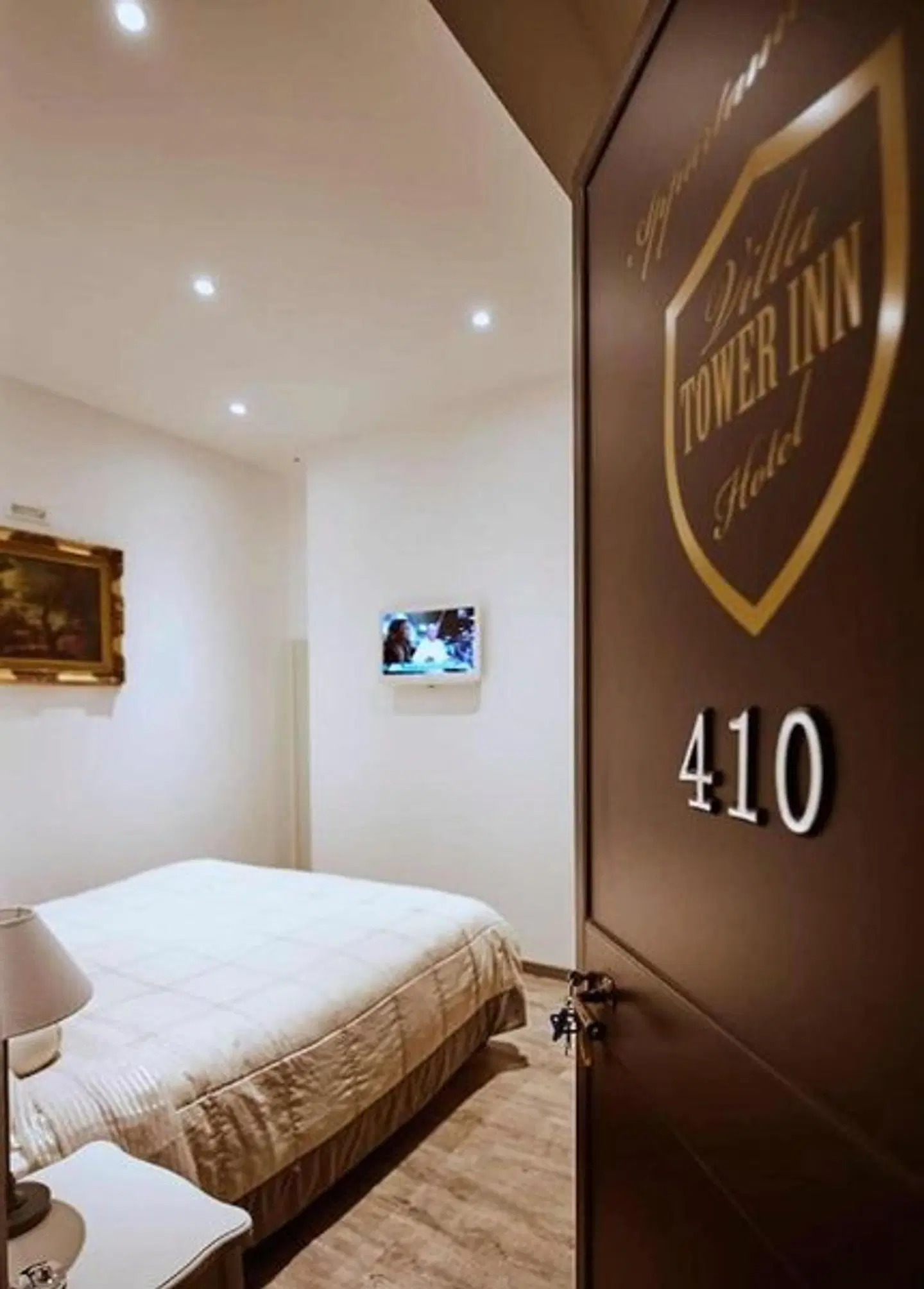 Villa Tower Inn ROOM_EXAMPLE