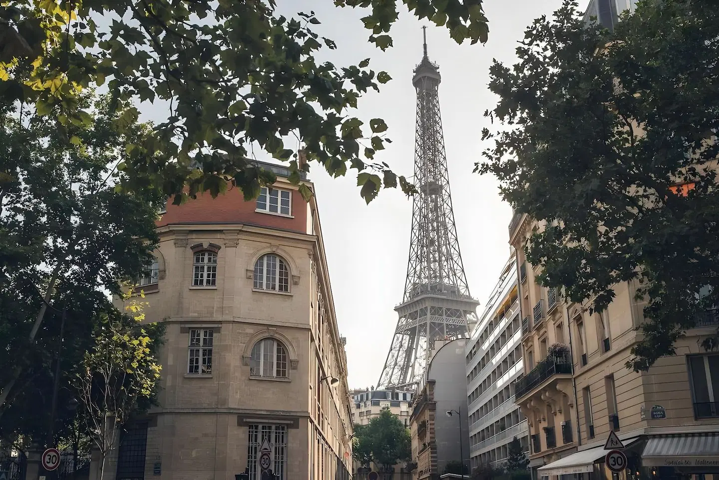 citizenM Paris Champs-Élysées EXTERIOR