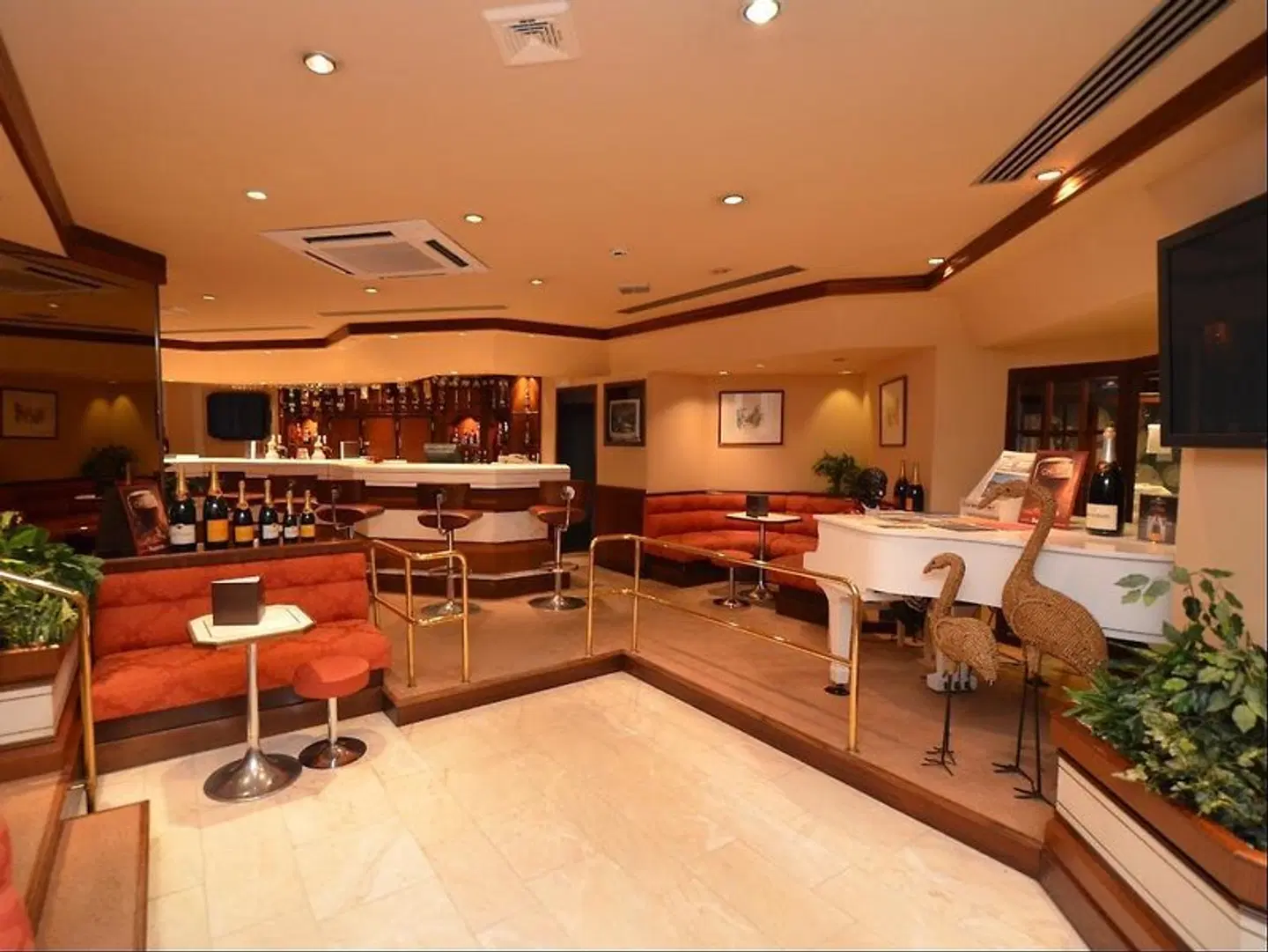 Bedford Hotel & Congress Centre Bar