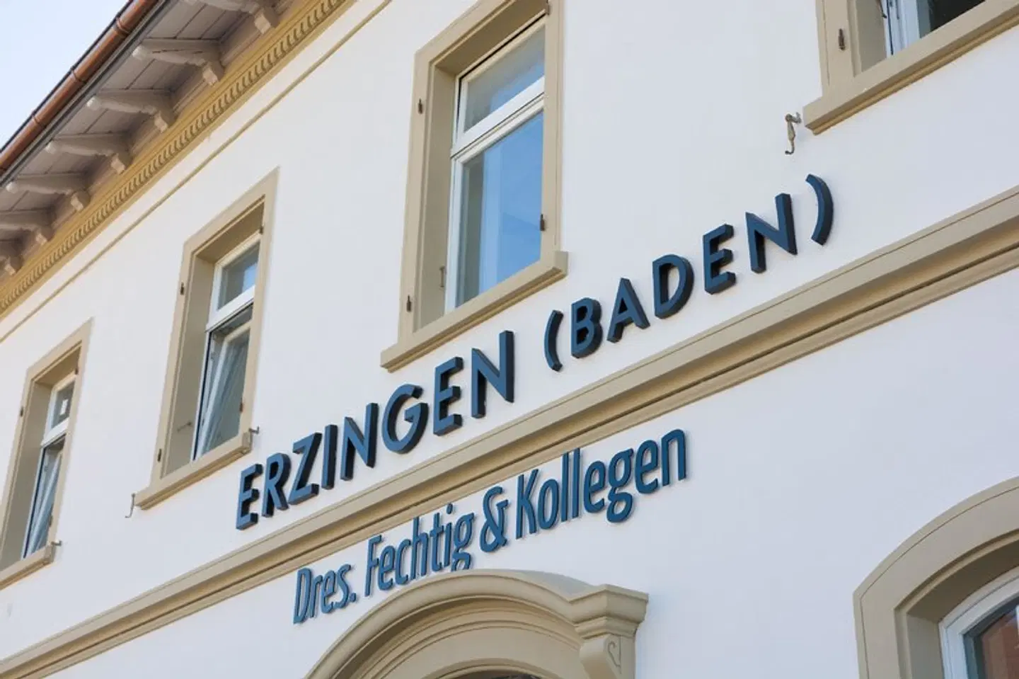 Bahnhof-Erzingen, hotel, coffee & more EXTERIOR