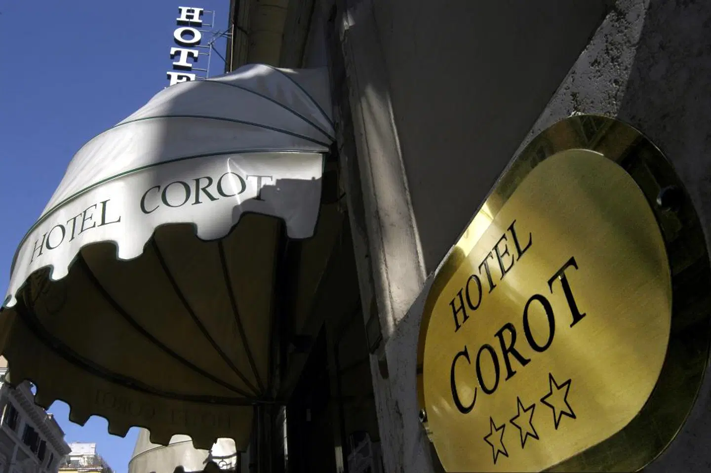 Corot EXTERIOR