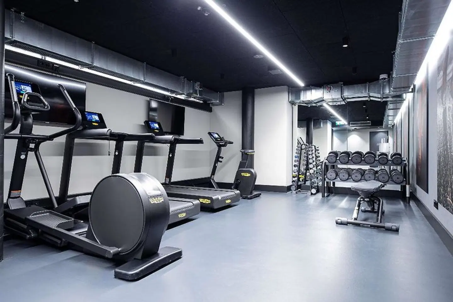 Radisson RED Vienna SPORTS_AND_LEISURE
