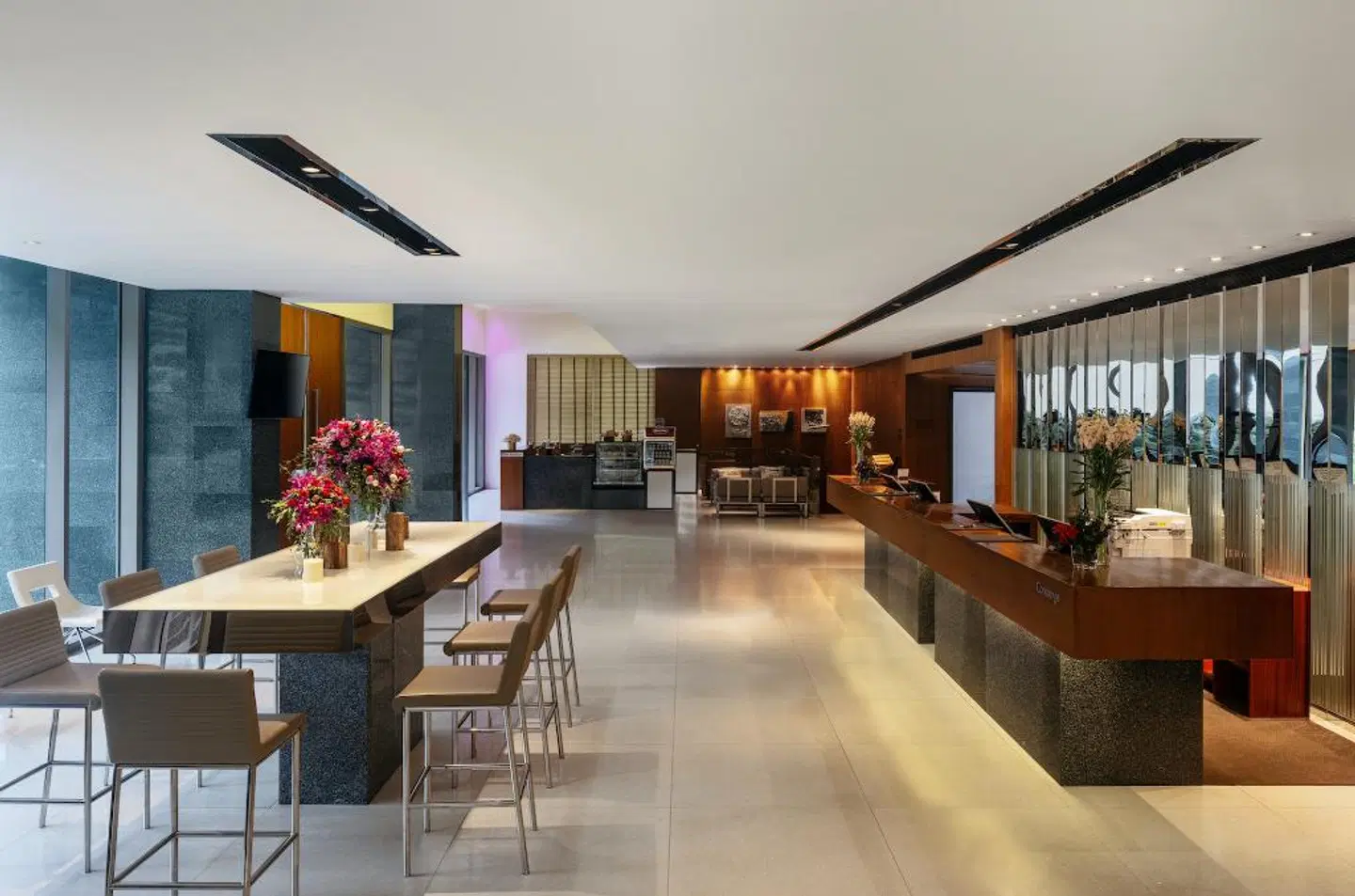 Amara Bangkok Hotel Bar