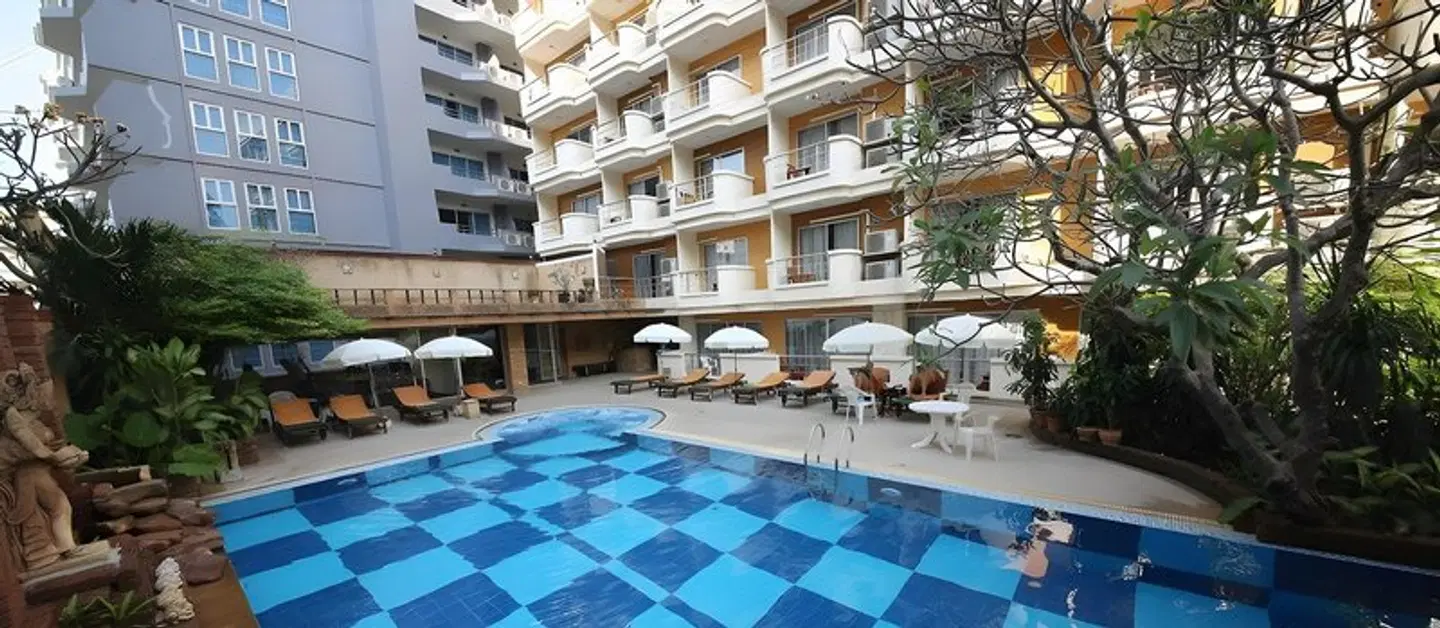Bella Villa Prima OUTDOOR_POOL