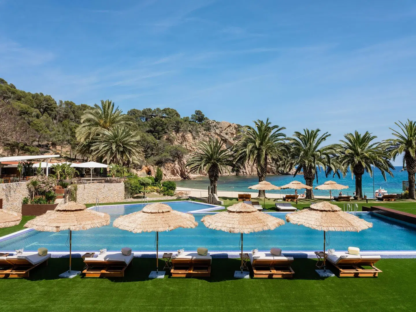 Zel Costa Brava OUTDOOR_POOL