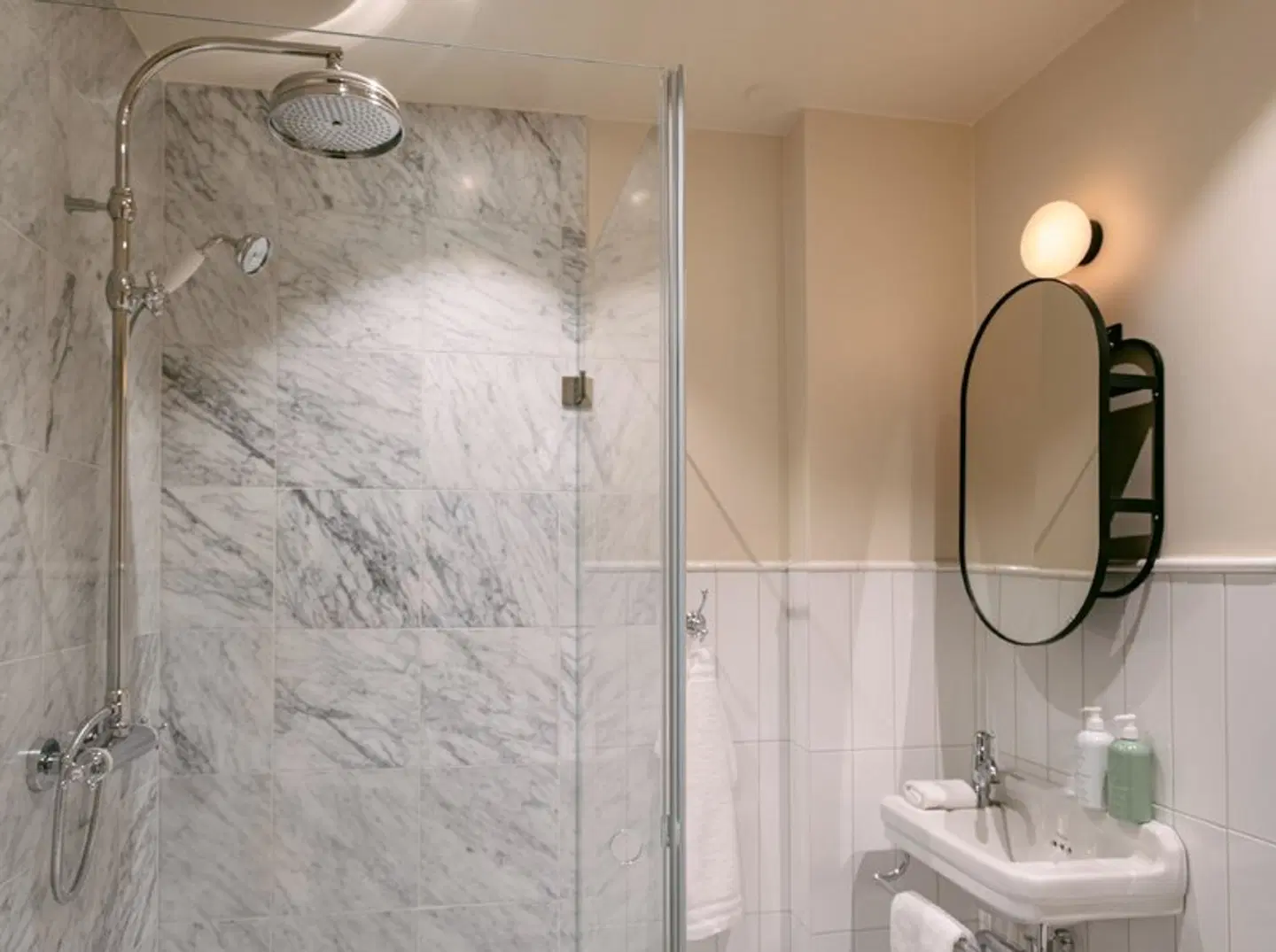 Browallshof Hotell (Värdshuset Clas På Hörnet) Badezimmer
