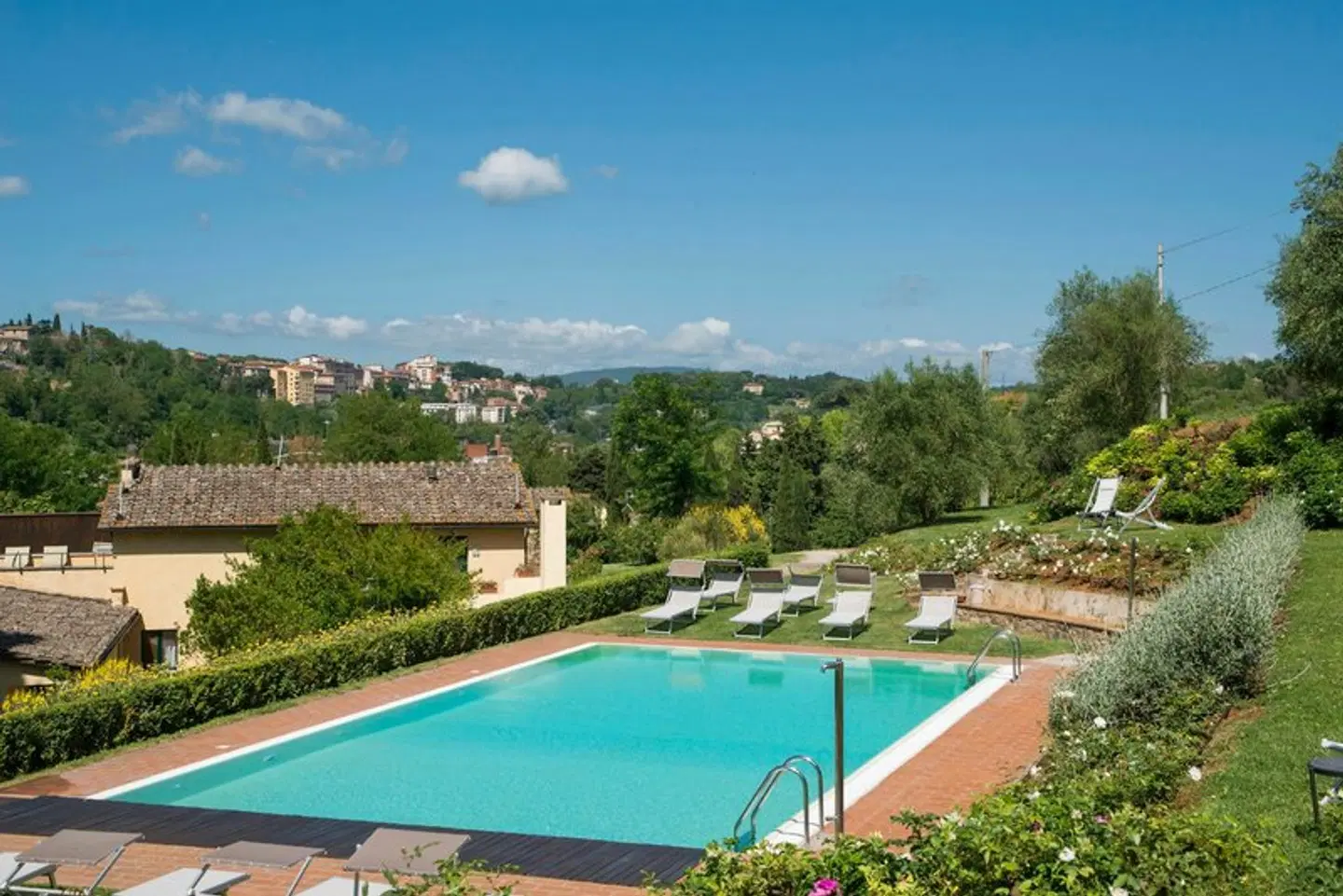 Borgo Grondaie OUTDOOR_POOL