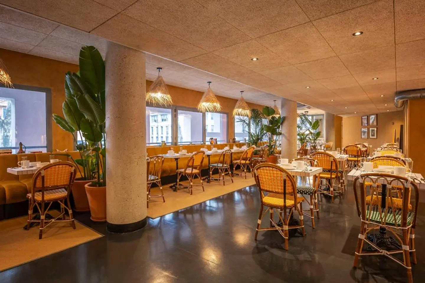 Median Paris Porte de Versailles Restaurant