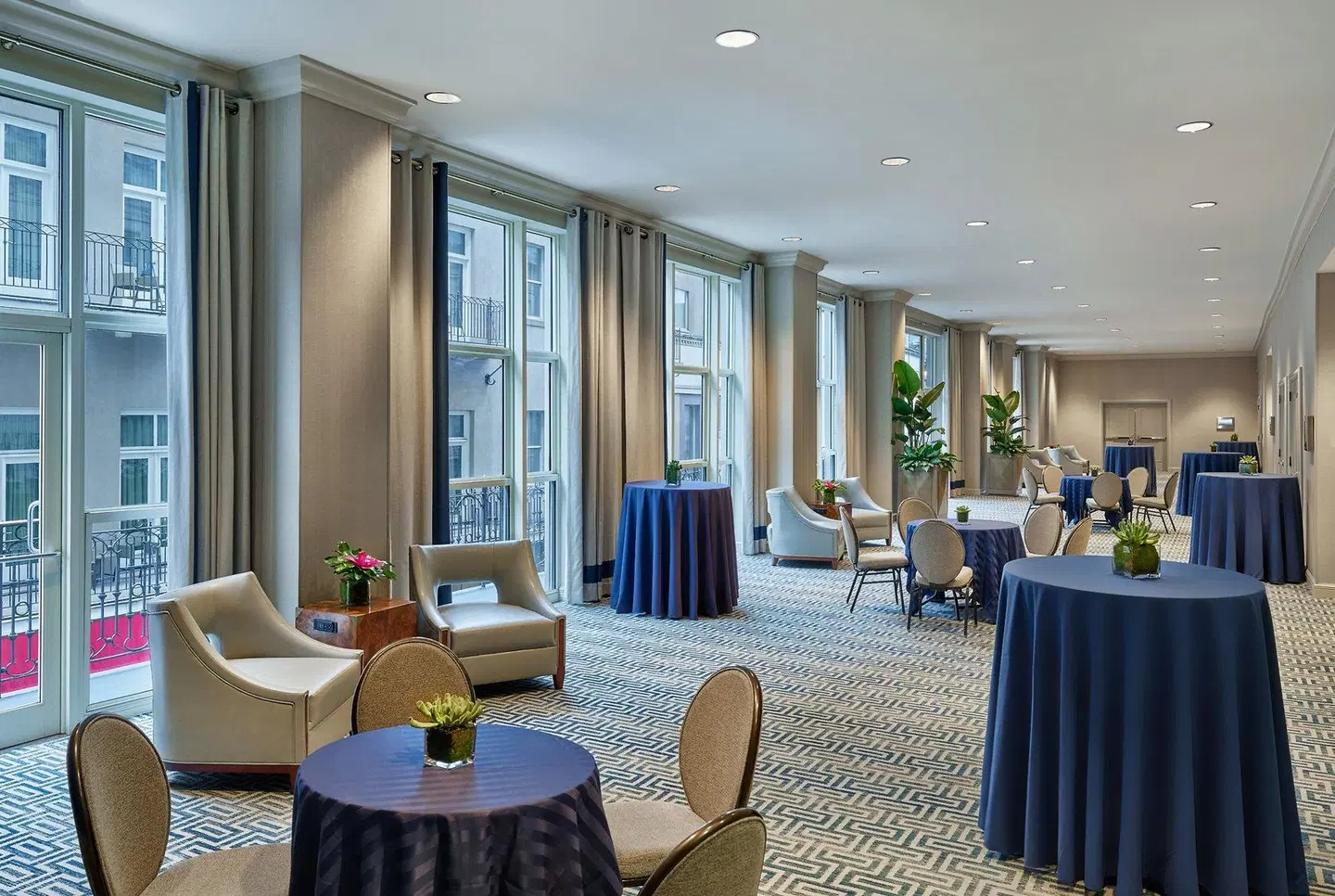 Crowne Plaza New Orleans French Qtr - Astor by IHG LOUNGE_LOBBY