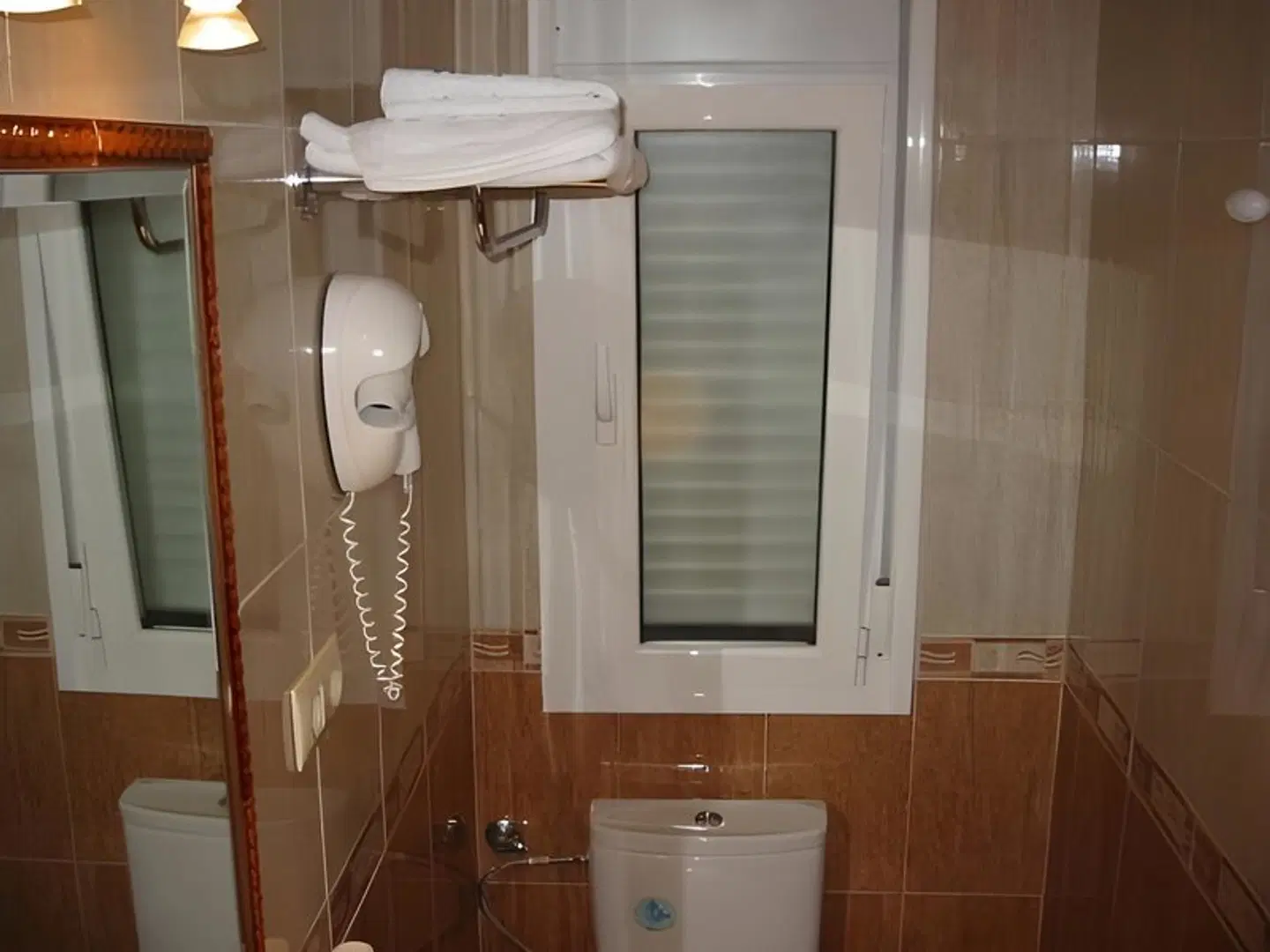 Hostal Maribel Badezimmer