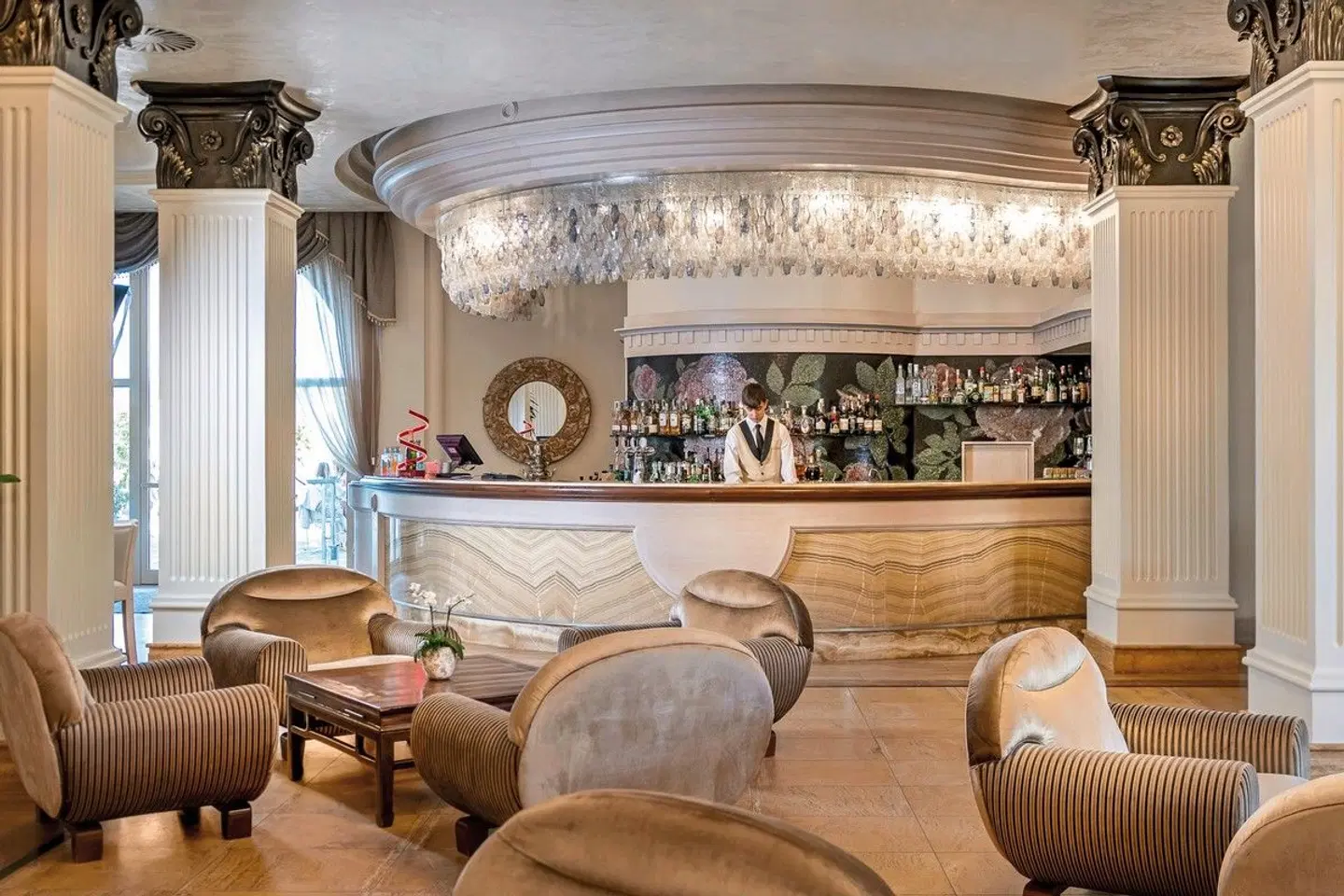 Palace Bar