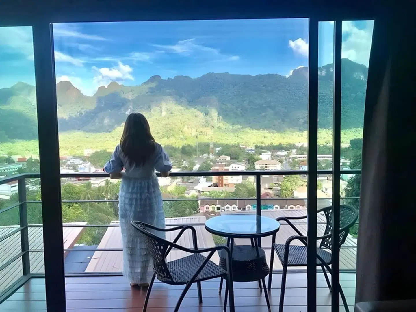 Blue Mountain Phangnga Resort TERRACE