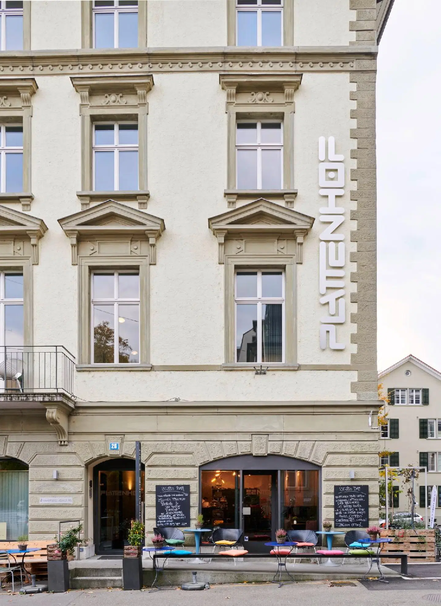 Plattenhof EXTERIOR
