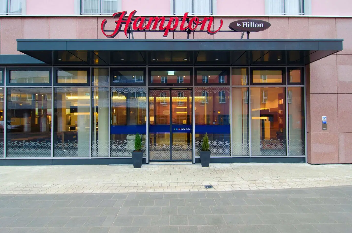 Hampton by Hilton Nürnberg City Centre EXTERIOR
