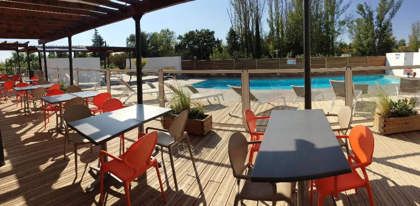Adonis Aix-en-Provence Terrasse