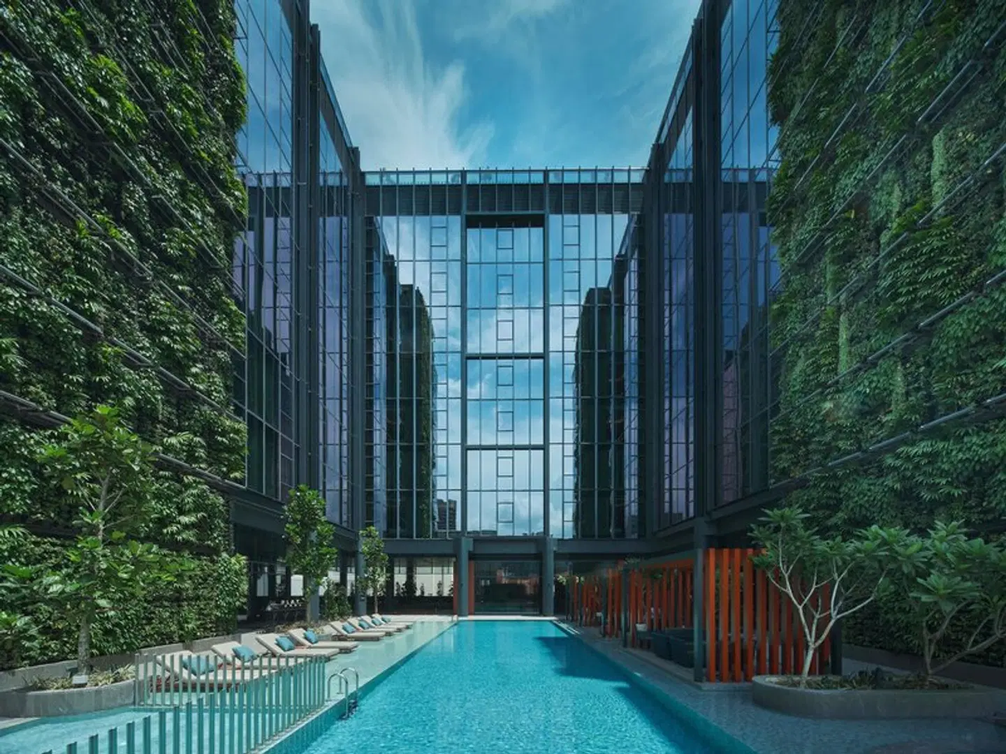 Pullman Singapore Hill Street OUTDOOR_POOL