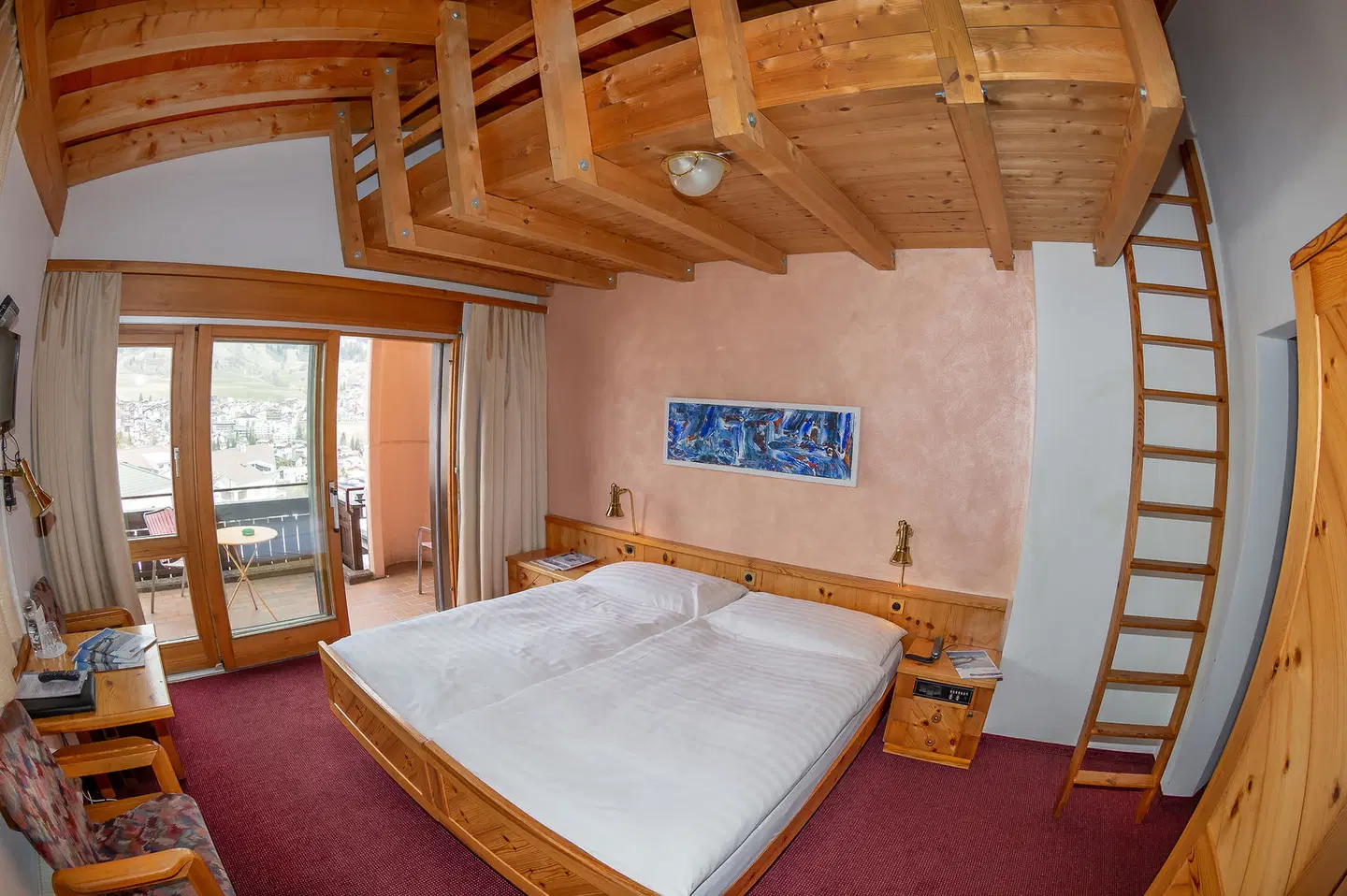 Mira Val ROOM_EXAMPLE