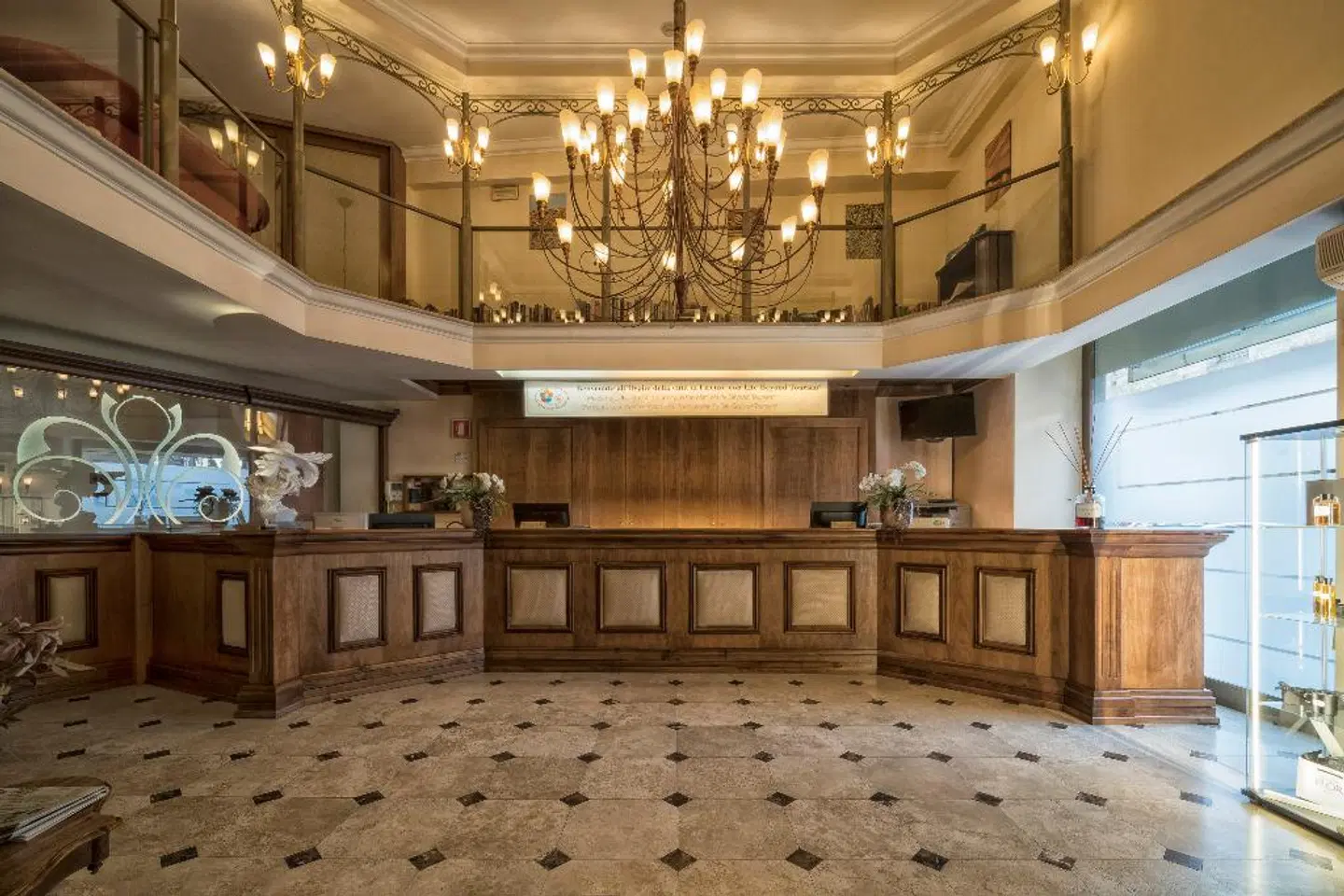 B&B Hotel Firenze Laurus al Duomo LOUNGE_LOBBY