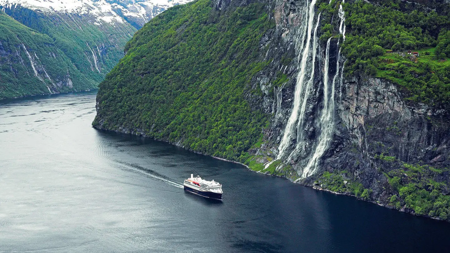 Havila Voyages Bergen-Kirkenes LANDSCAPE