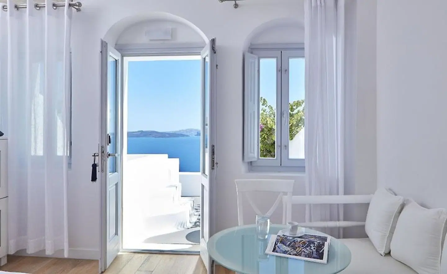 Katikies Villa Santorini Badezimmer