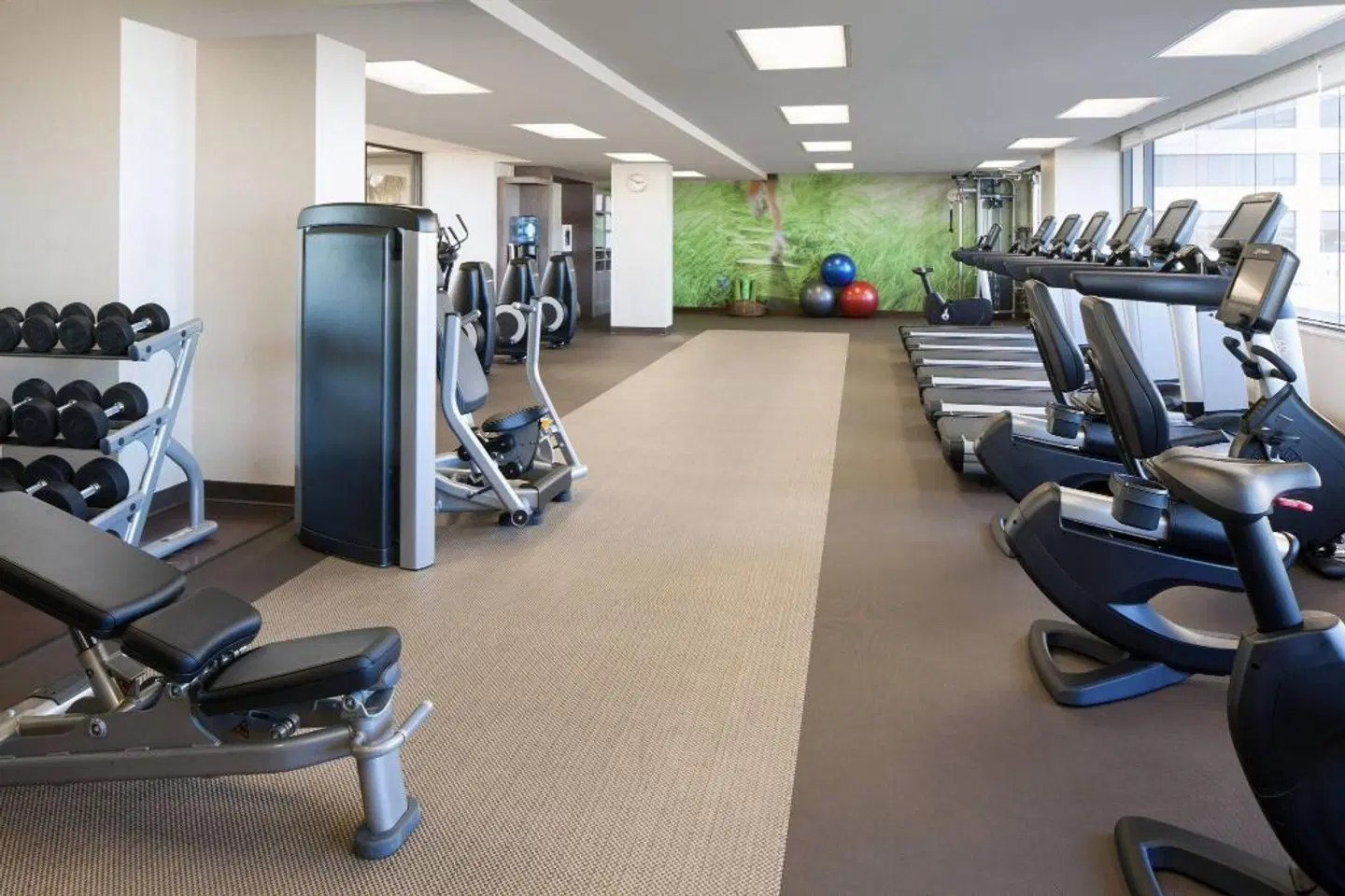 The Westin Los Angeles Airport SPORTS_AND_LEISURE