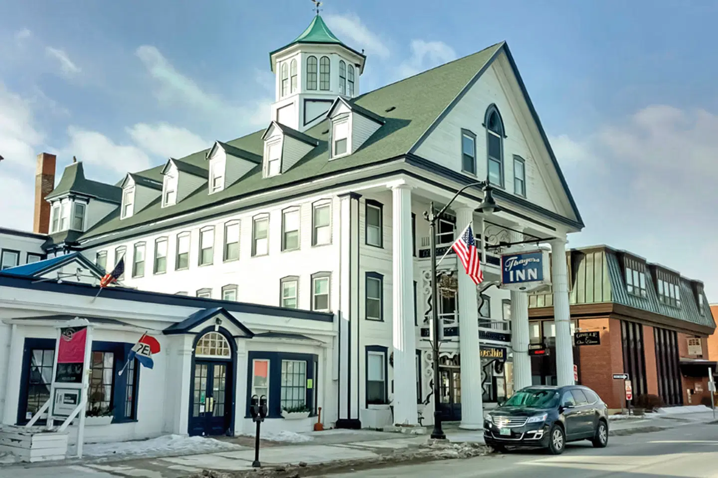Thayers Inn EXTERIOR