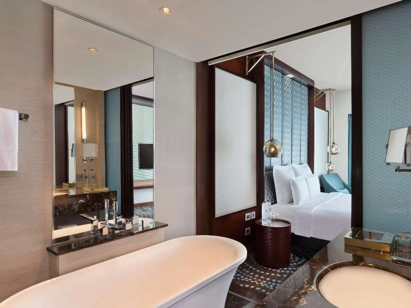 Pullman New Delhi Aerocity Hotel Badezimmer