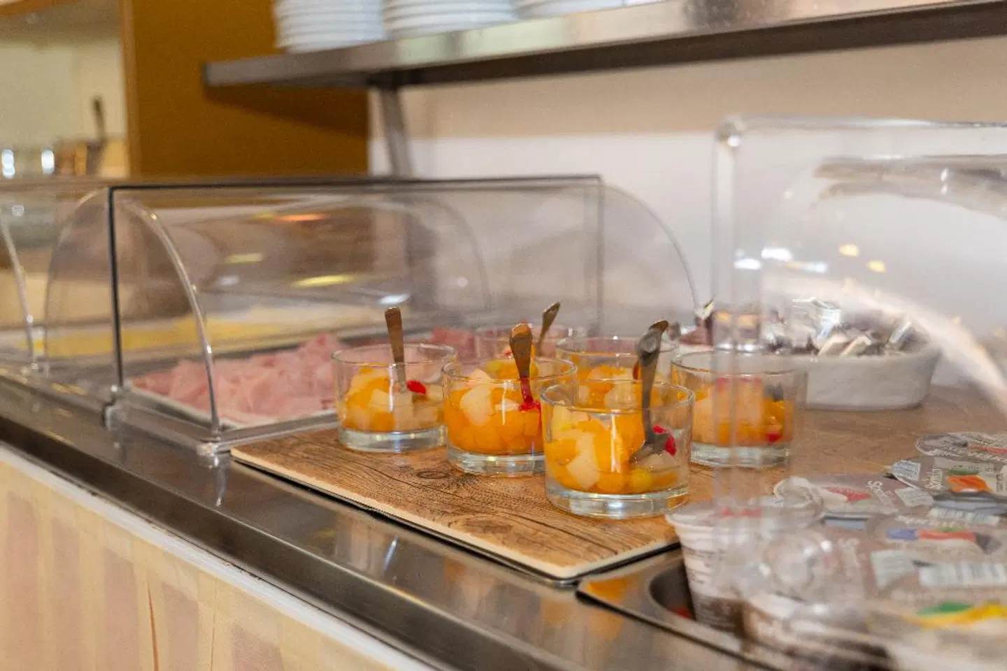 Ausonia Restaurant