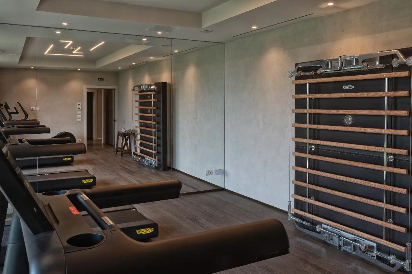 The Club House HEALTH_BEAUTY