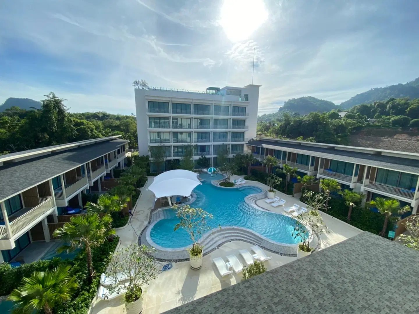Infinity Aonang Krabi Hotel EXTERIOR