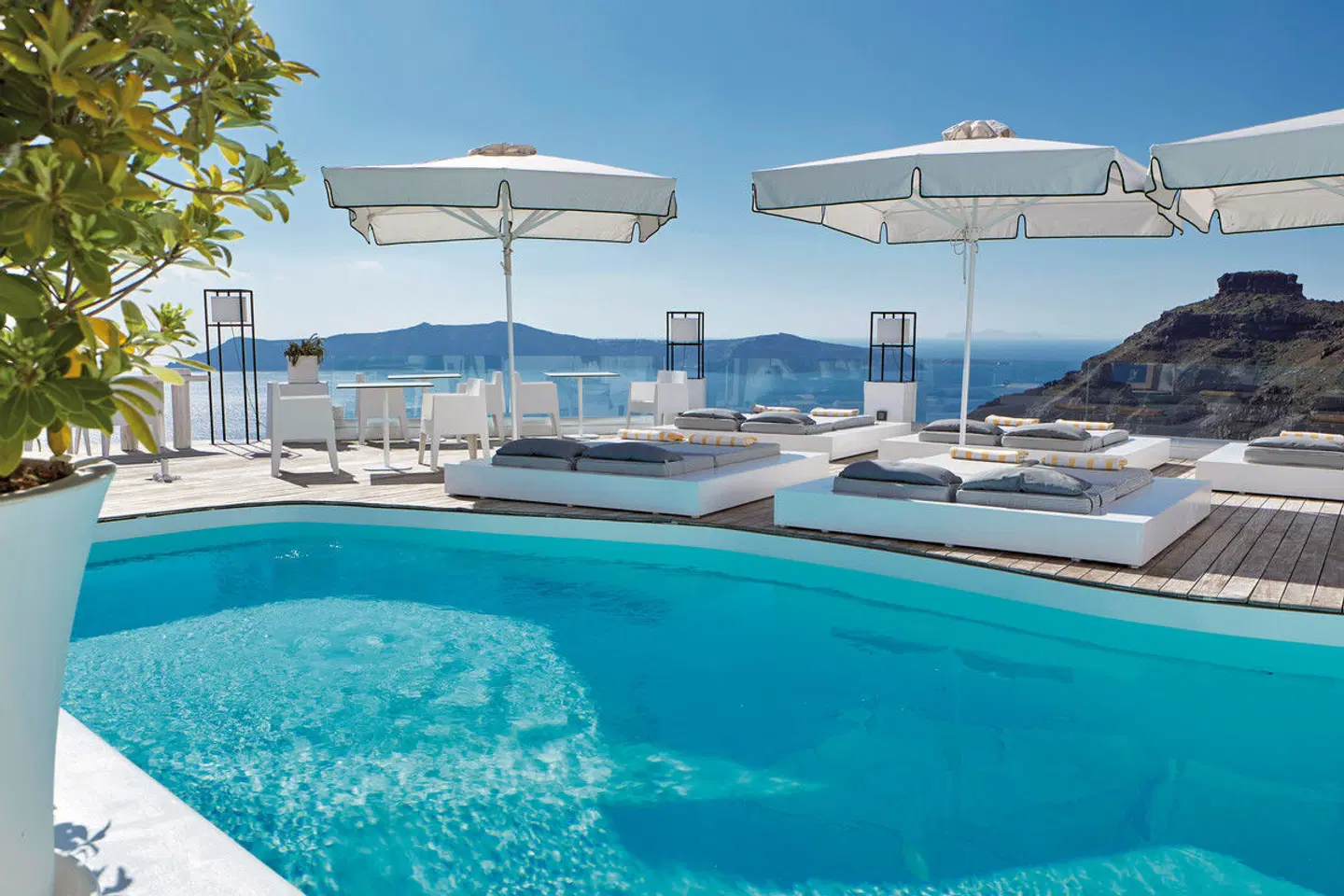Sun Rocks OUTDOOR_POOL