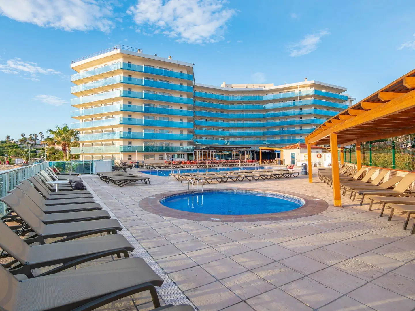 Golden Donaire Beach EXTERIOR