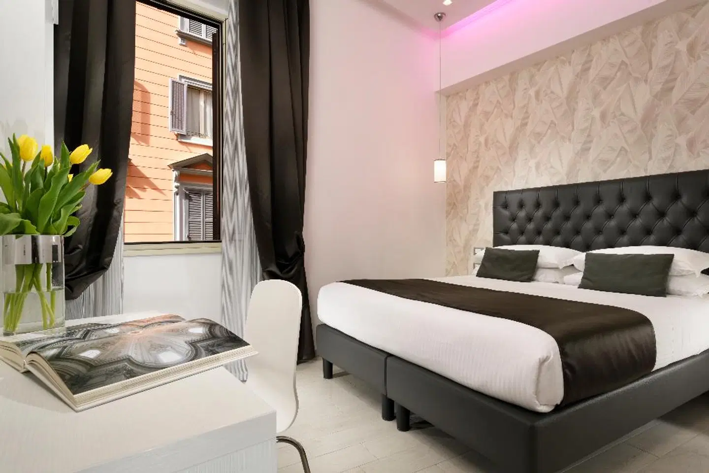 Patria ROOM_EXAMPLE