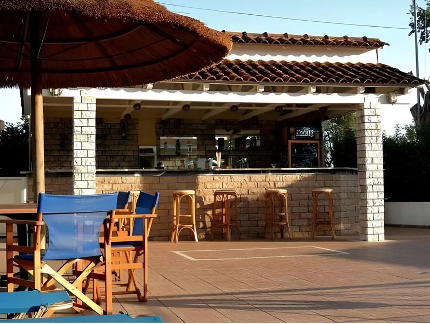 Hotel Kalamitsi Apartments Bar