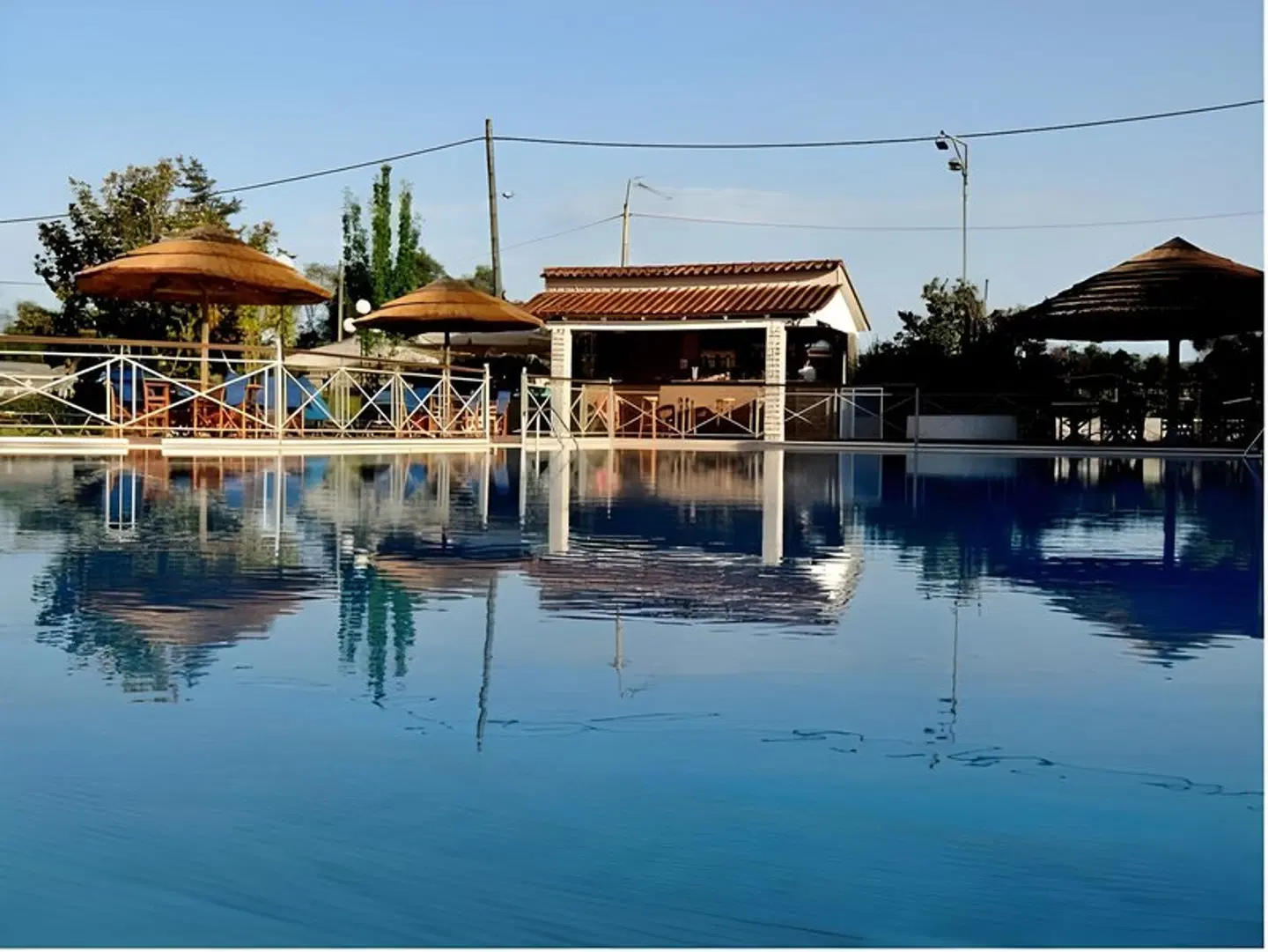 Hotel Kalamitsi Apartments OUTDOOR_POOL