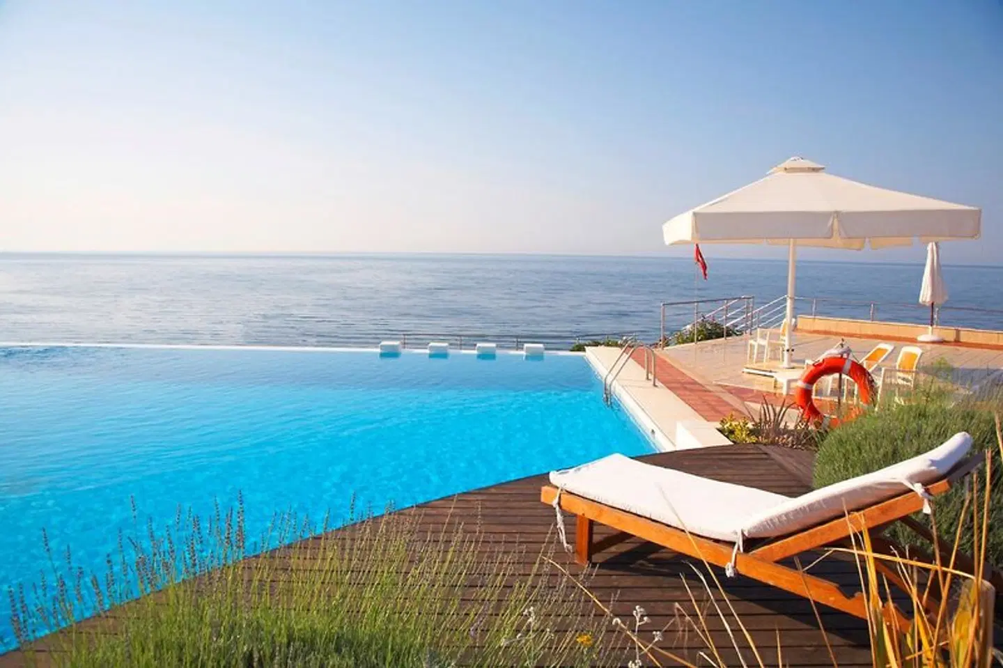 Ramada Plaza by Wyndham Thraki OUTDOOR_POOL