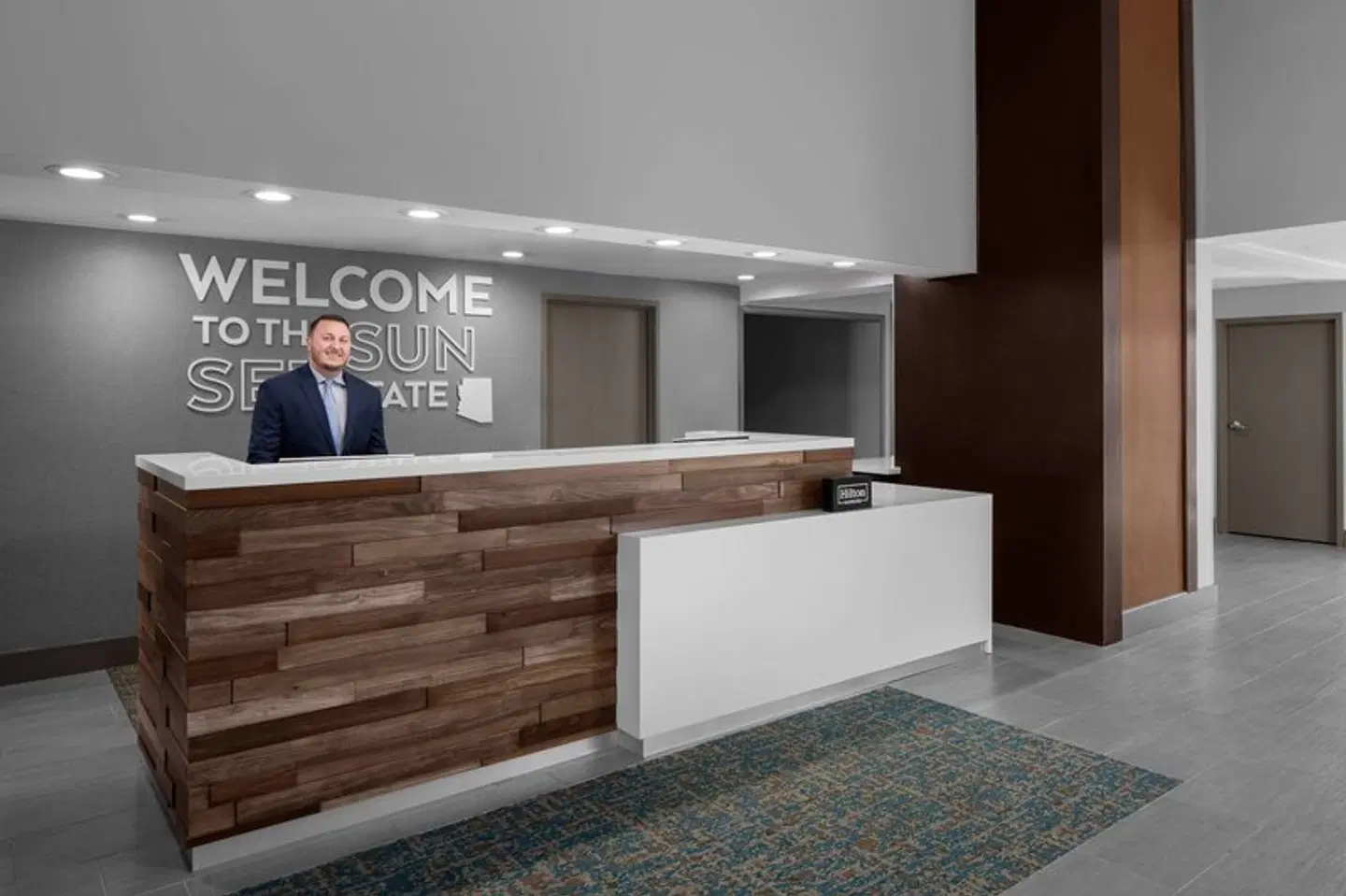Hampton Inn Phoenix-Biltmore LOUNGE_LOBBY