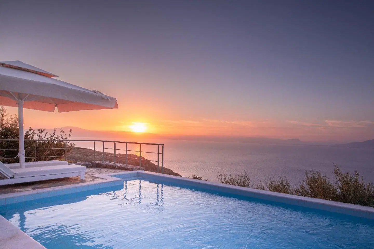 Searocks Exclusive Villas Resort OUTDOOR_POOL