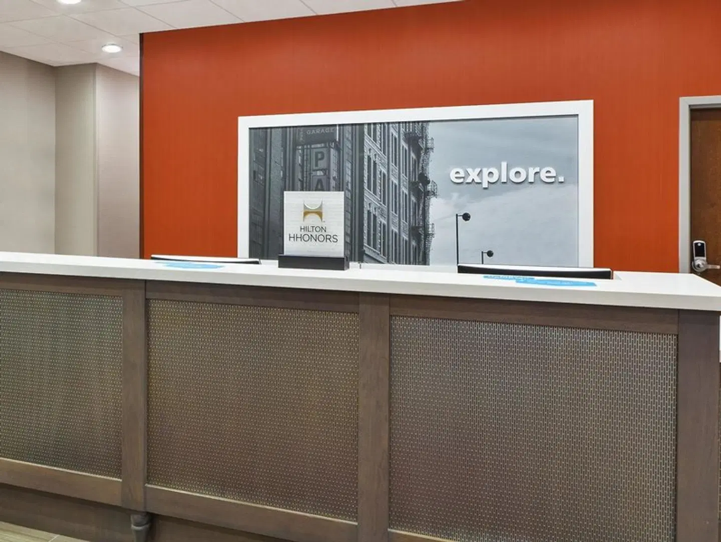 Hampton Inn by Hilton Detroit Dearborn ROOM_EXAMPLE