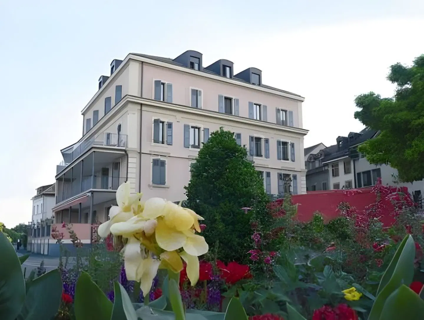 Le Rive EXTERIOR