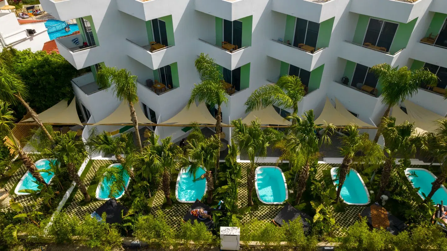 Fantasy EXTERIOR