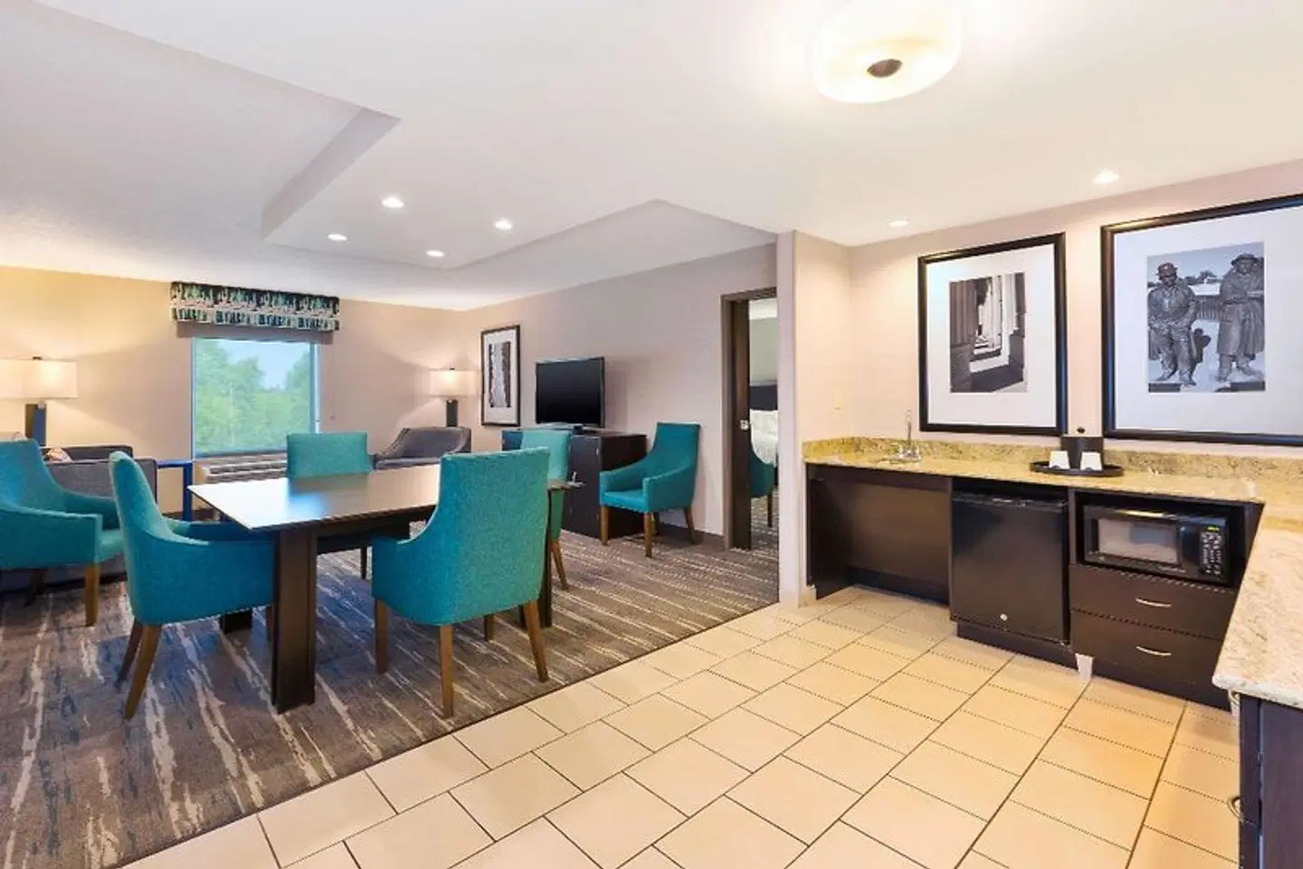 Hampton Inn and Suites Flint/Grand Blanc LOUNGE_LOBBY