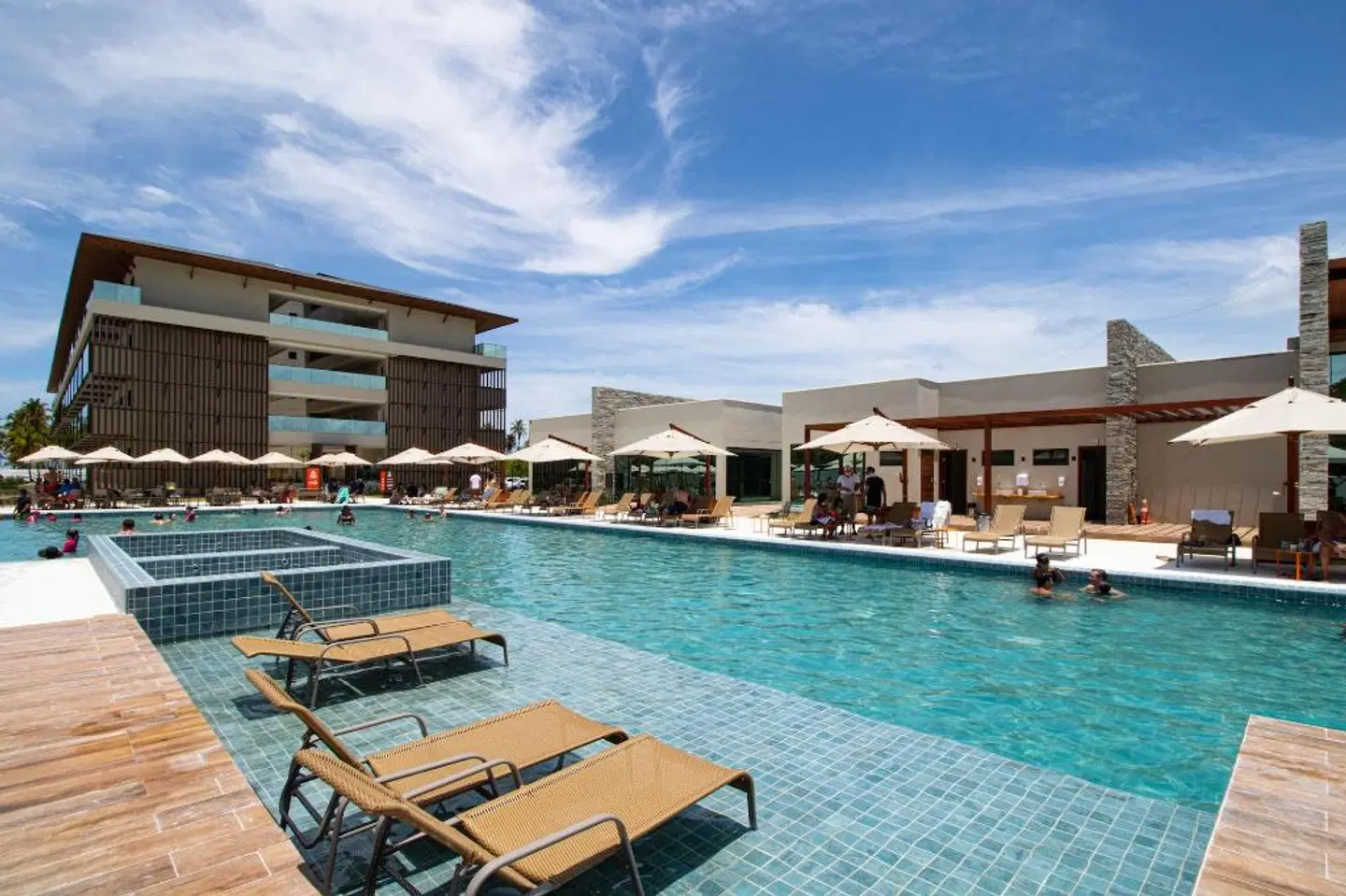 Ipioca Beach Residence OUTDOOR_POOL