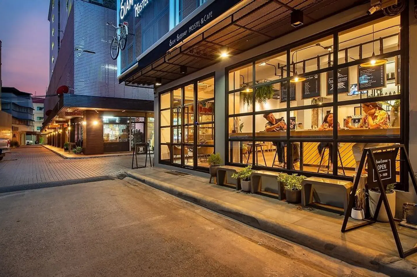 Siam Subway Hostel and Café LOUNGE_LOBBY