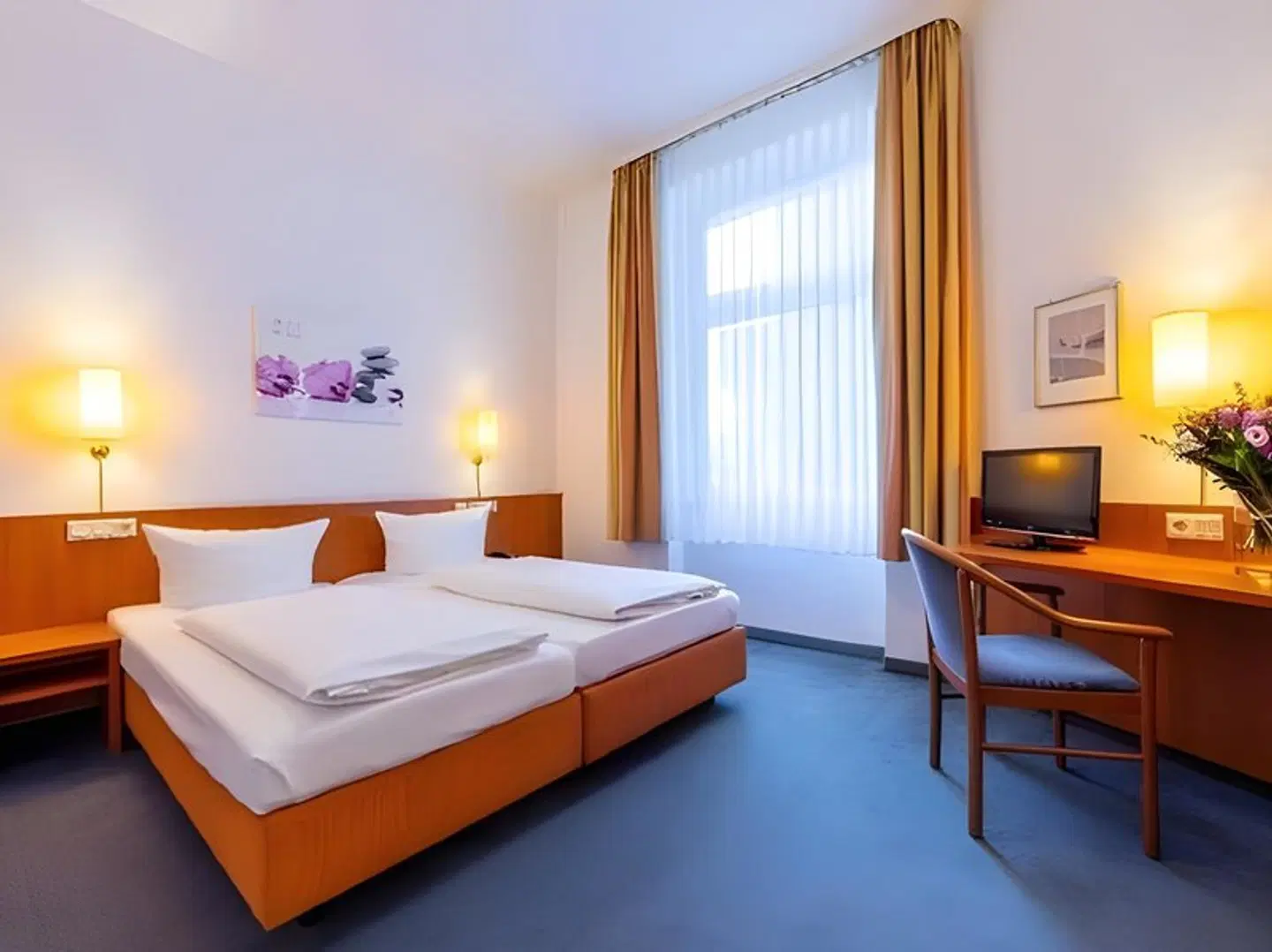TRIP INN Conference, Hotel & Suites ROOM_EXAMPLE