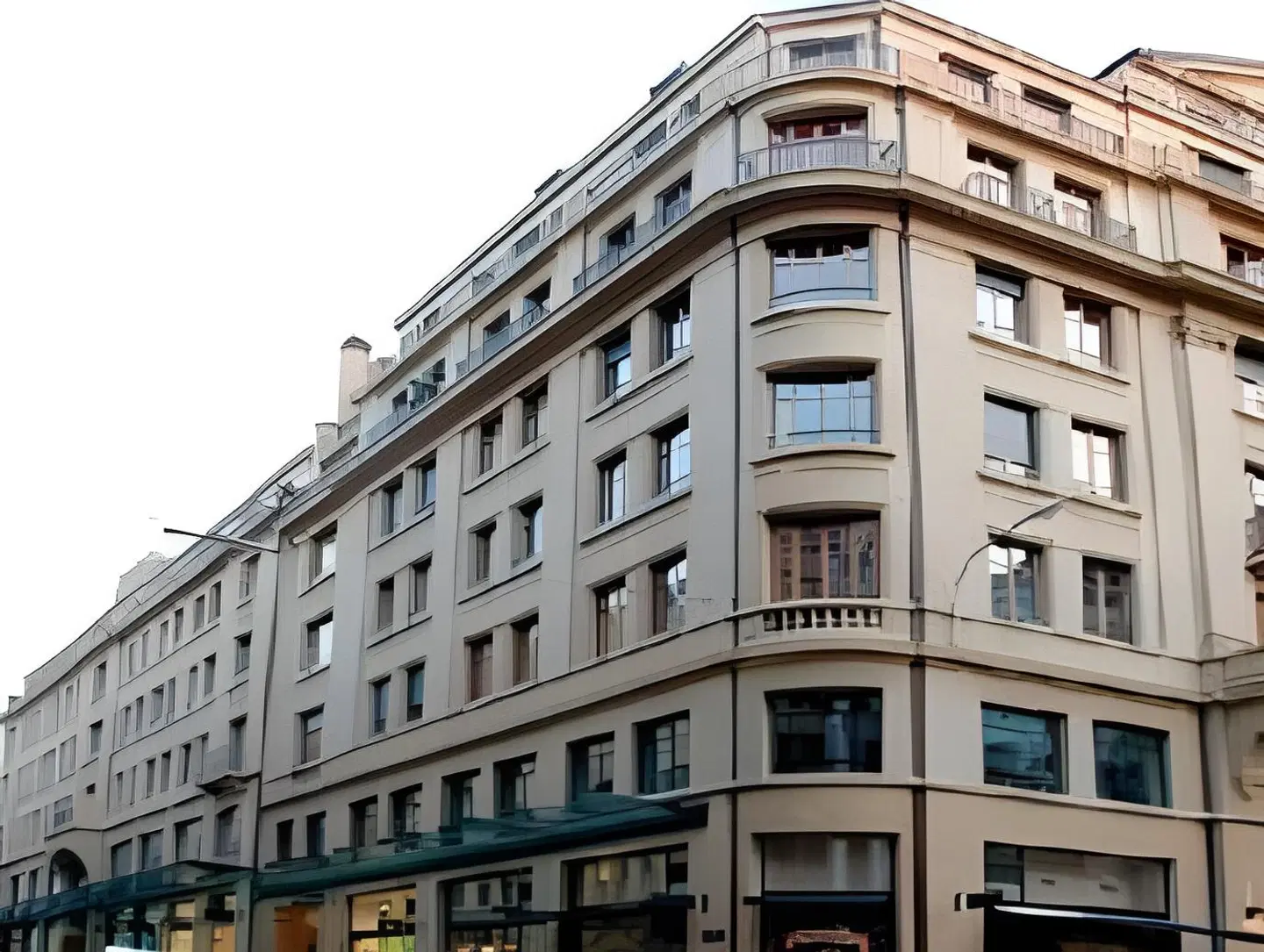 Central EXTERIOR