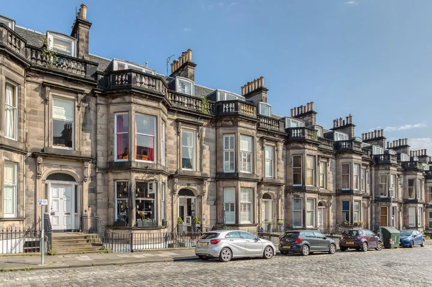 No32 Hotel EXTERIOR