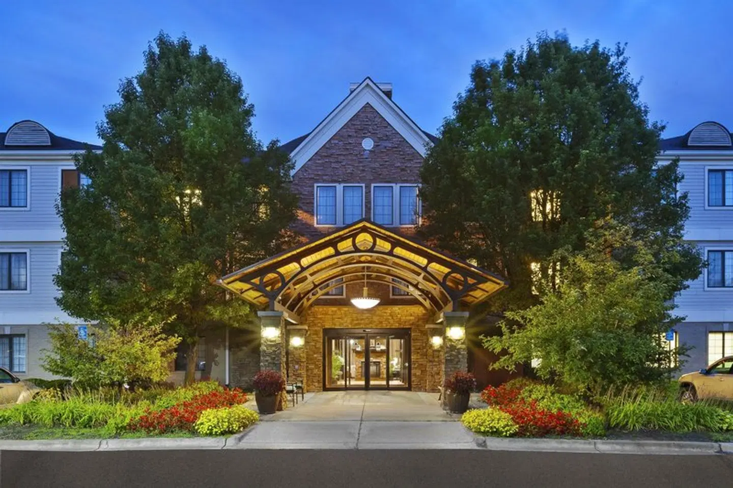 Staybridge Suites Detroit - Utica by IHG EXTERIOR