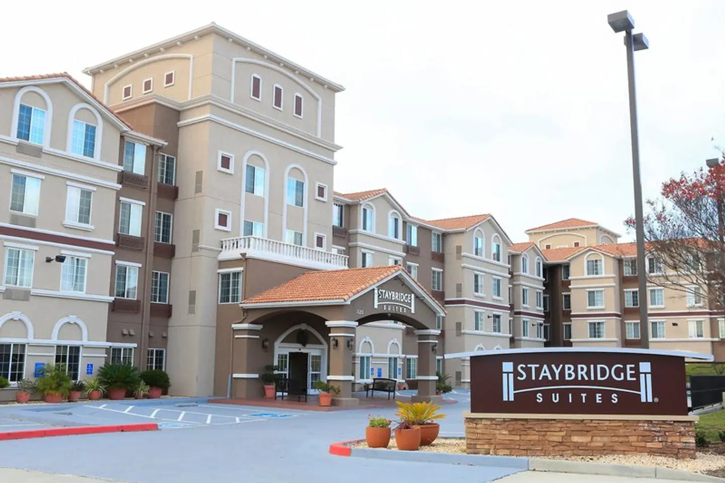 Staybridge Suites Silicon Valley-Milpitas by IHG EXTERIOR