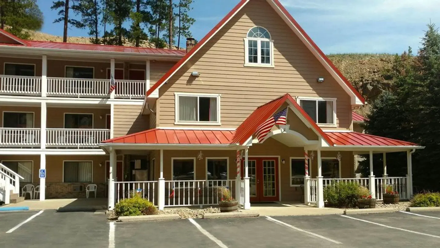 Keystone Boardwalk Inn & Suites EXTERIOR